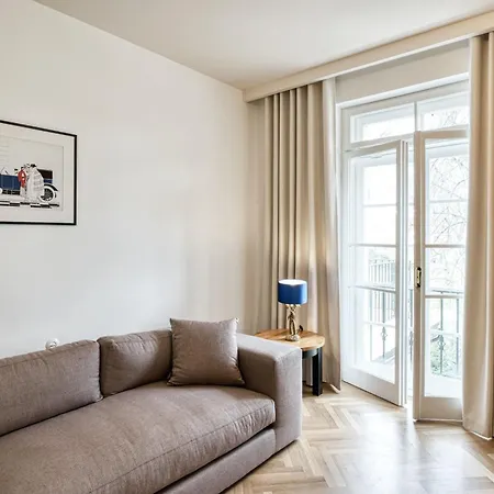 Annavila 4* Piest'any