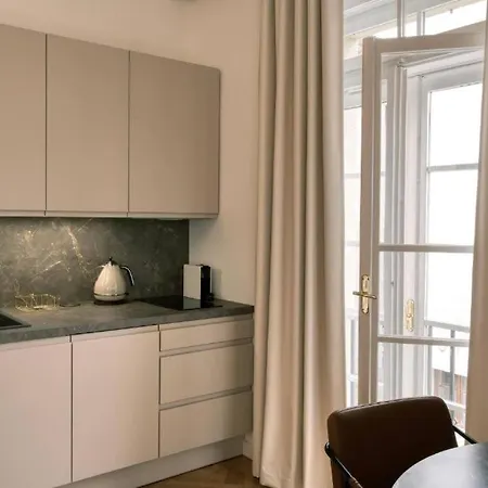 Annavila 4* Piest'any