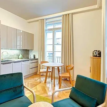 Aparthotel Annavila 4*